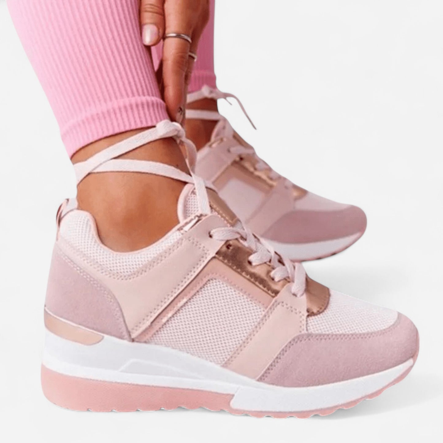 Baskets Élégantes à Talons pour Femmes - Respirantes en Mesh & Cuir PU