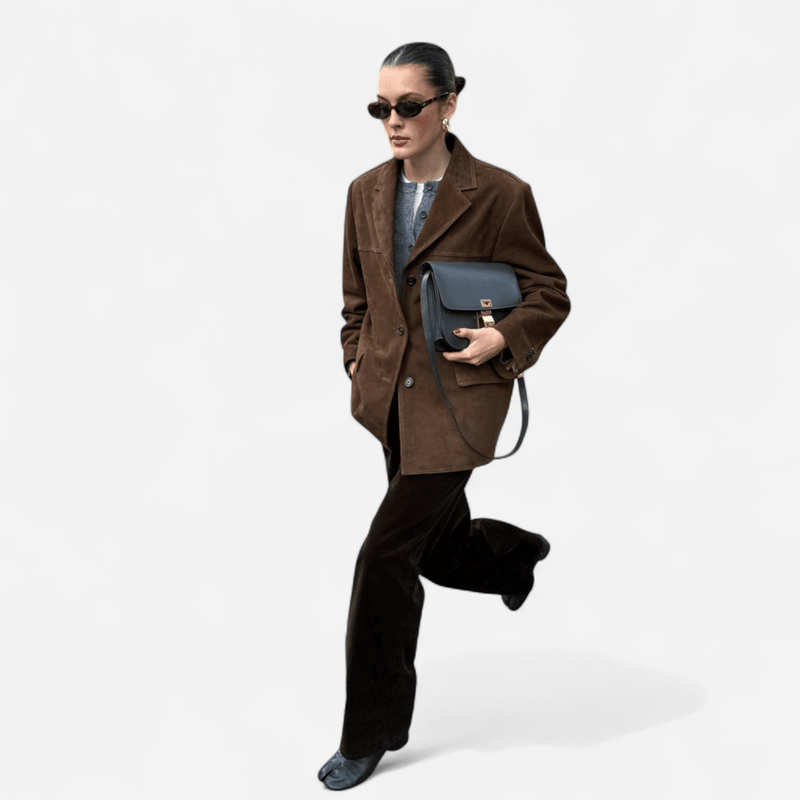 Québec Élégance Jacket Suzy - Élégant blazer en daim avec fermeture à bouton