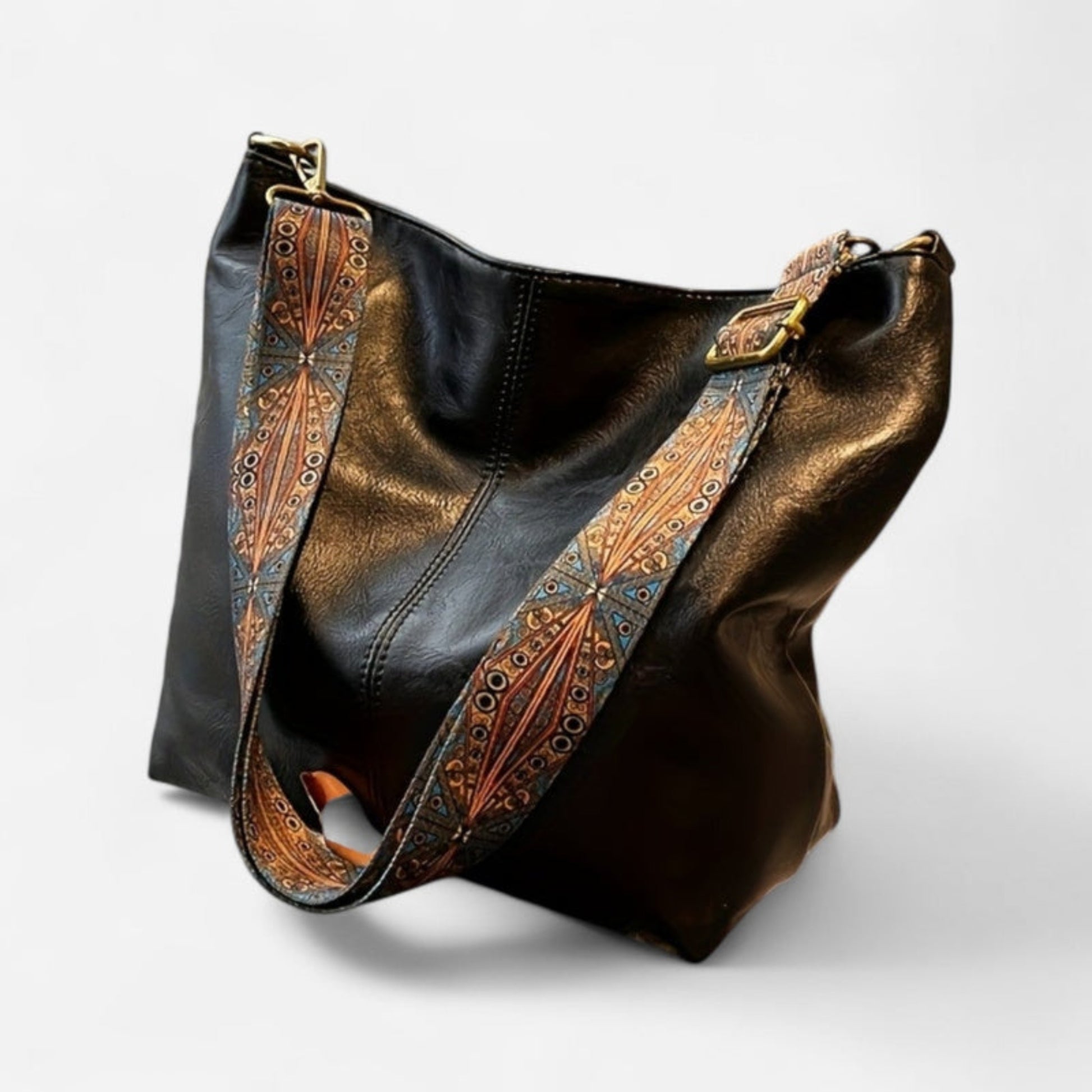 Québec Élégance Leather bags Ruby - Sac en cuir élégant avec compartiments pratiques