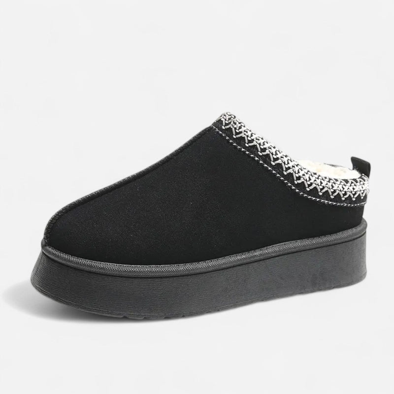 Québec Élégance Shoes Jasmine - Pantoufles douillettes en daim avec doublure en laine