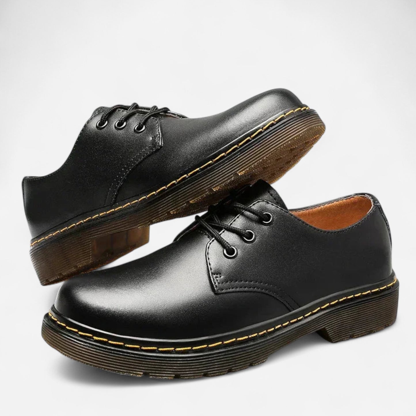 Chaussures Oxford pour hommes - Cuir lisse, coupe classique, élégance intemporelle