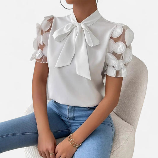 Cirelle - Chemisier d'été en dentelle avec nœud et manches courtes