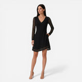 Robe midi élégante pour invitées de mariage, décolleté V, manches longues