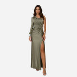 Robe longue satin à une épaule avec fente élégante pour femmes