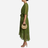 Robe longue élégante à décolleté en V et ceinture, été chic