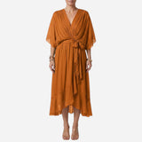Robe longue élégante à décolleté en V et ceinture, été chic
