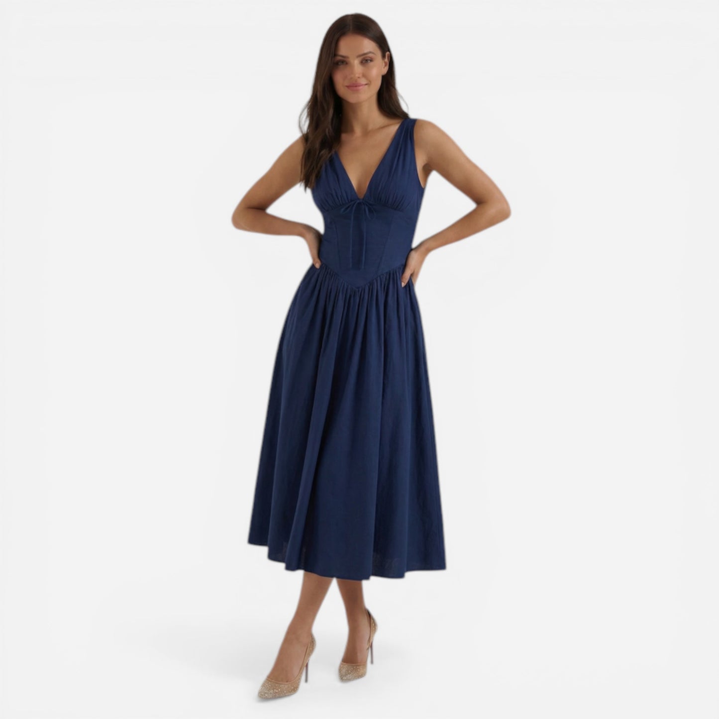 Robe midi femme élégante à décolleté en V, bretelles et jupe évasée