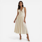 Robe midi femme élégante à décolleté en V, bretelles et jupe évasée