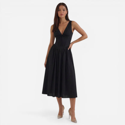 Robe midi femme élégante à décolleté en V, bretelles et jupe évasée