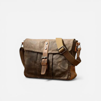 Sac à dos de coursier Balmoral - Élégance et Praticité