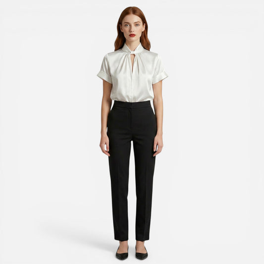 Blouse Élégante Femme à Manches Courtes, Col Haut et Détails Découpés