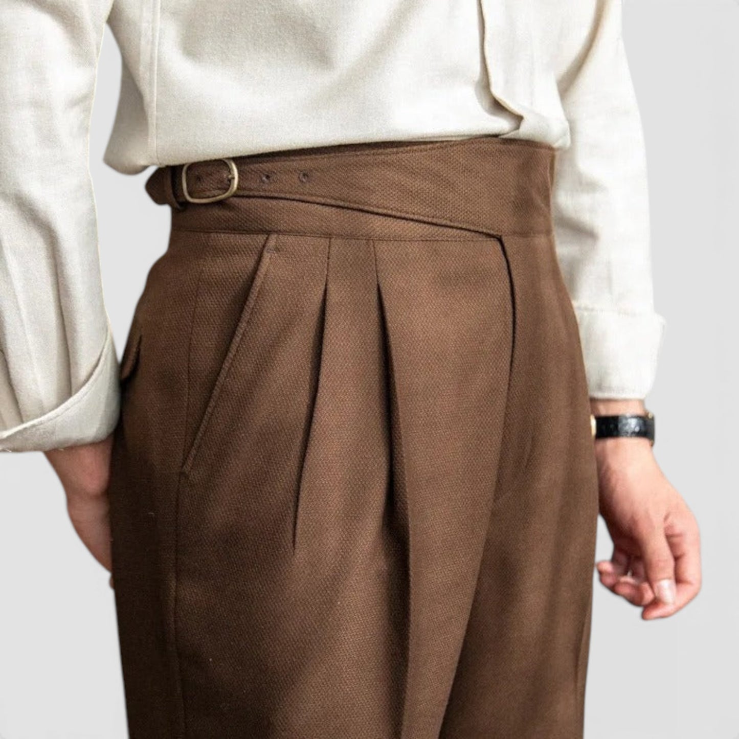 Pantalons élégants pour hommes avec plis et réglages latéraux