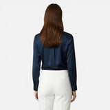 Chemisier satiné pour femmes, élégant à manches longues, blouse de bureau raffinée.