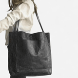 Québec Élégance Leather bags Ilse - Sac en cuir élégant avec compartiments spacieux