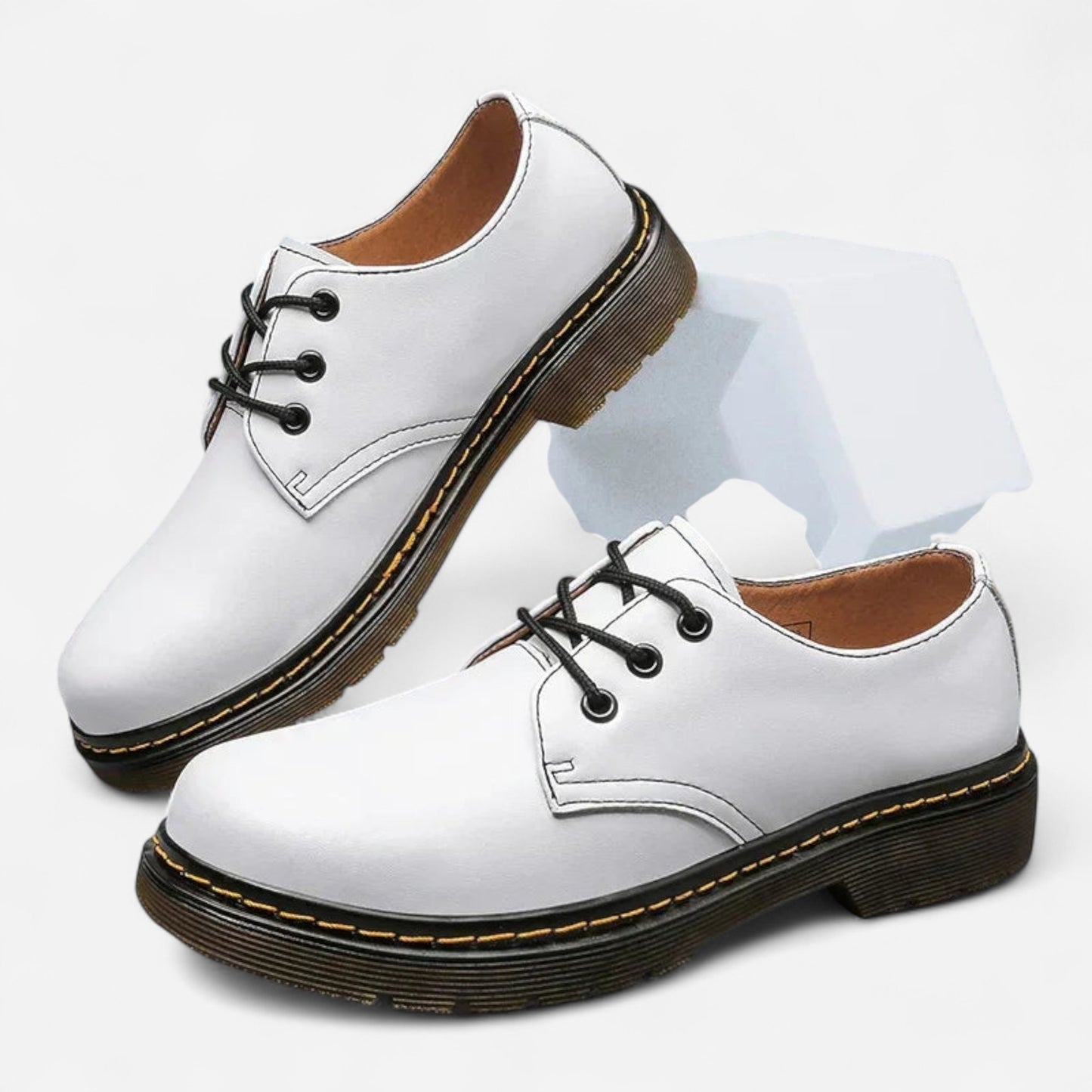 Chaussures Oxford pour hommes - Cuir lisse, coupe classique, élégance intemporelle