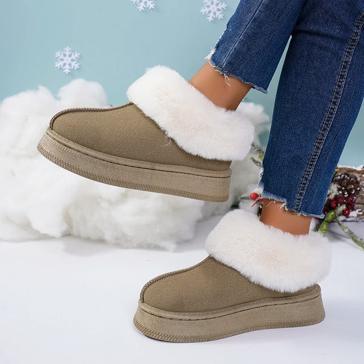 KLARA™ | Bottes antidérapantes en peluche