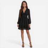 Robe courte femme élégante en chiffon à décolleté en V et manches longues