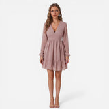 Robe courte femme élégante en chiffon à décolleté en V et manches longues
