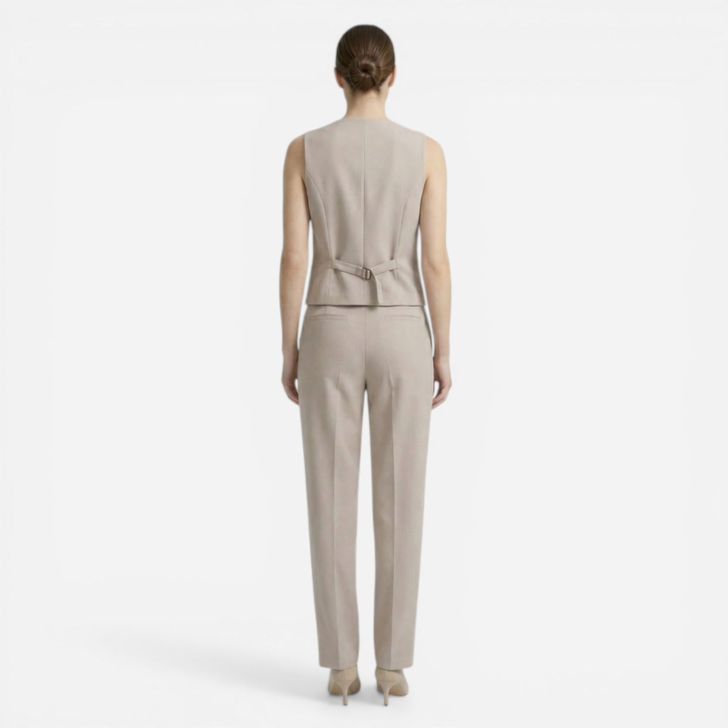 Pantalon complet avec gilet sans manches pour femmes élégantes