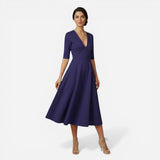 Robe midi évasée femme avec décolleté en V profond - Élégance et confort