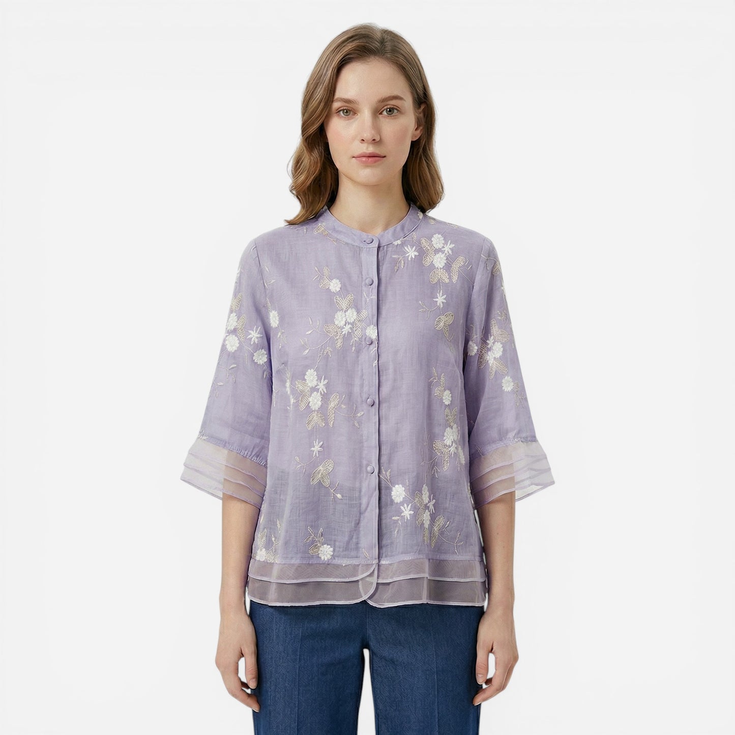 Blouse féminine douce avec broderie florale et col coréen élégant