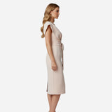 Robe cocktail élégante à épaule dénudée avec sequins et ceinture