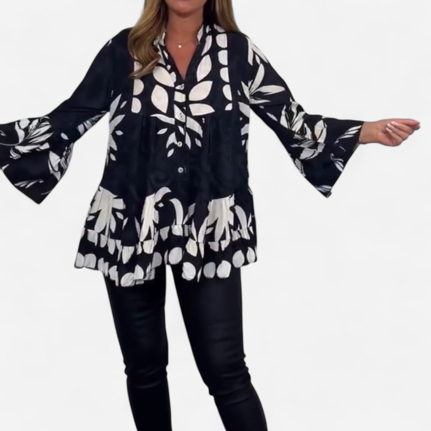 Alix - Blouse Élégante à Manches Évasées et Col V Chic