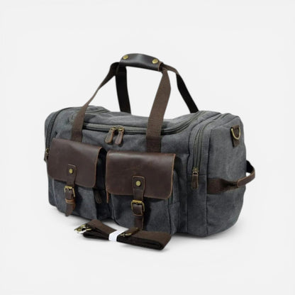 Victor | Sac de Voyage Highland - Élégance et Praticité pour Aventuriers