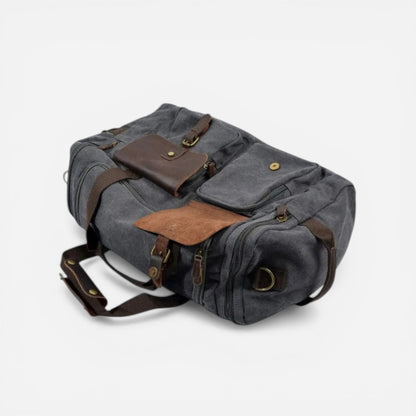 Victor | Sac de Voyage Highland - Élégance et Praticité pour Aventuriers